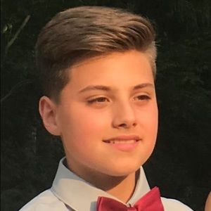 Meet your Posher, Lucas